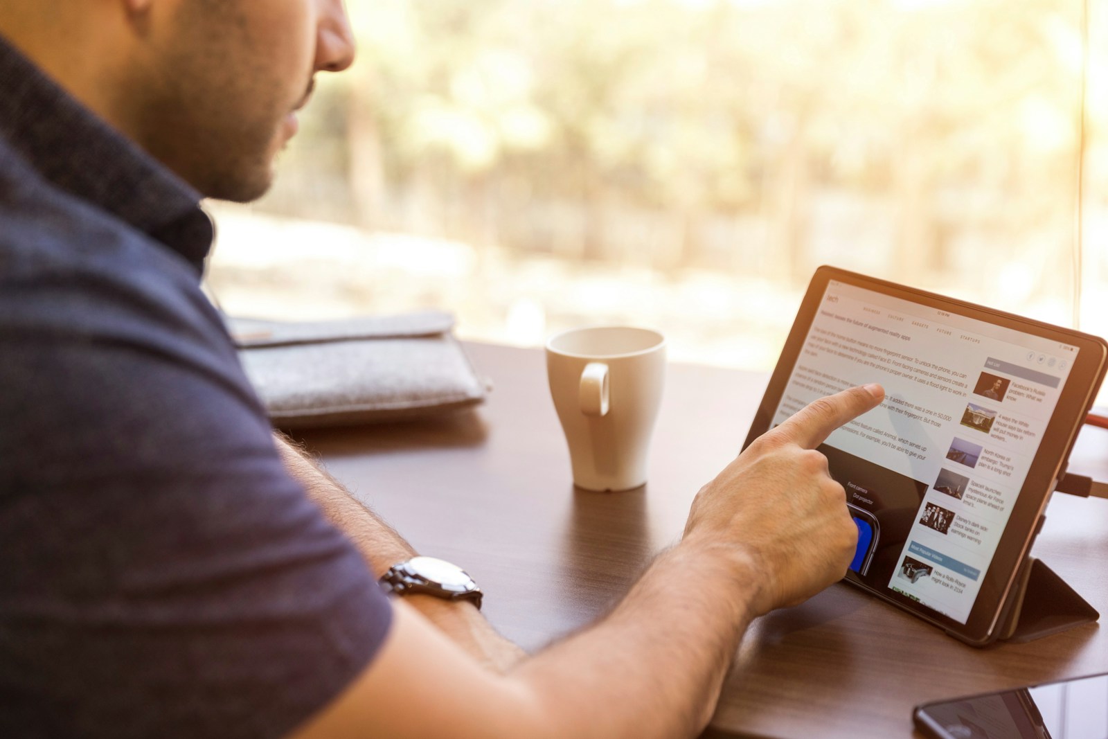 AI-Powered LinkedIn Post Generators