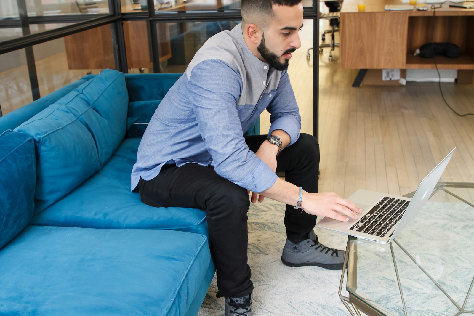 7 hard truths about the loneliness of early entrepreneurship